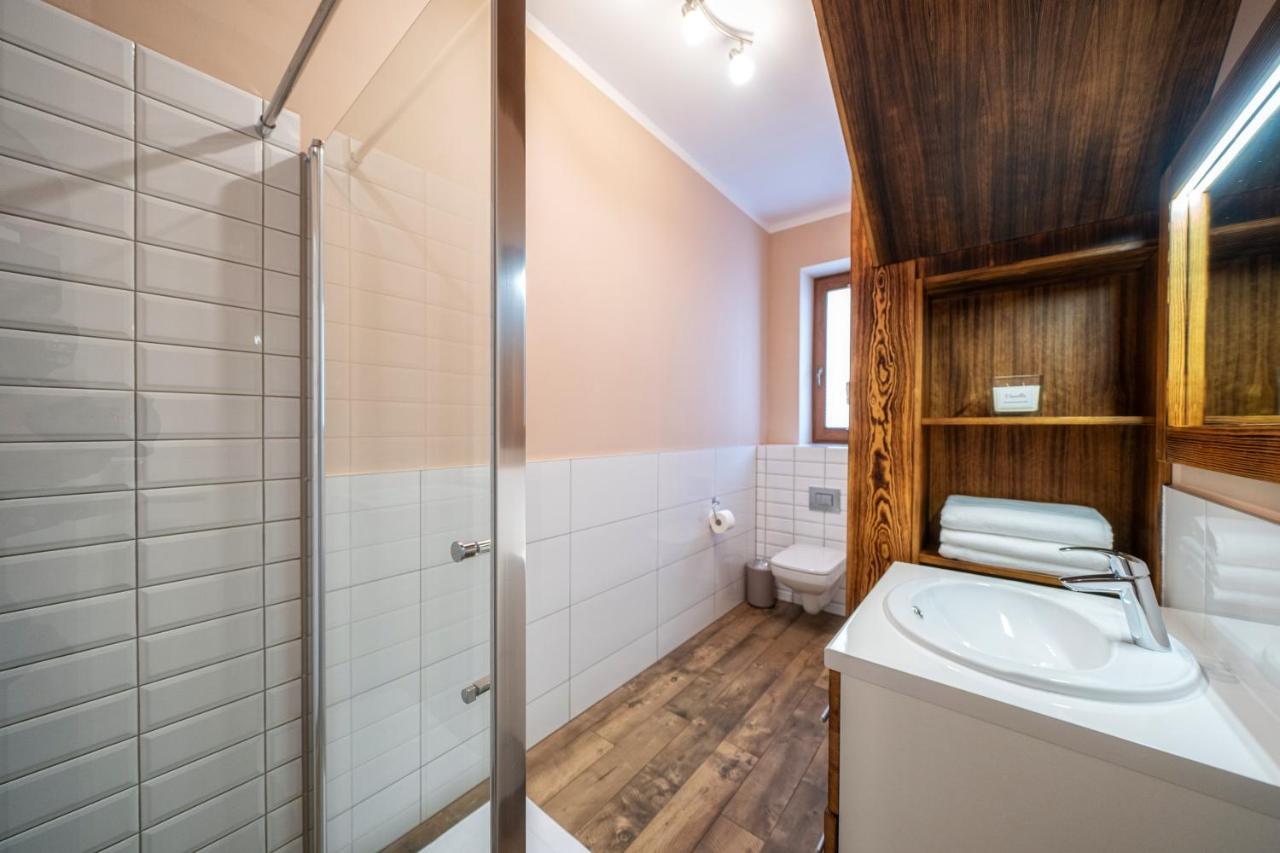 Apartamenty "Goralskie Katy" Agroturystyka Шафлари Екстер'єр фото